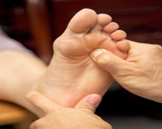 悦汤汇推拿私汤SPA